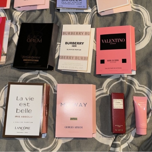 16PCS MIXED SAMPLES + FREE MAKEUP BAG - Picture 4 of 6